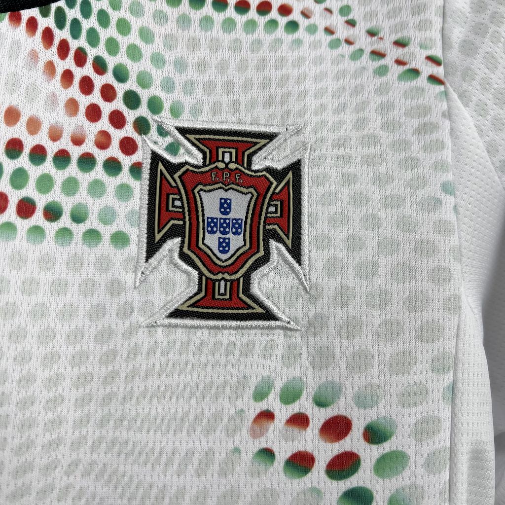 Kit Infantil Portugal Away 25/26 Puma