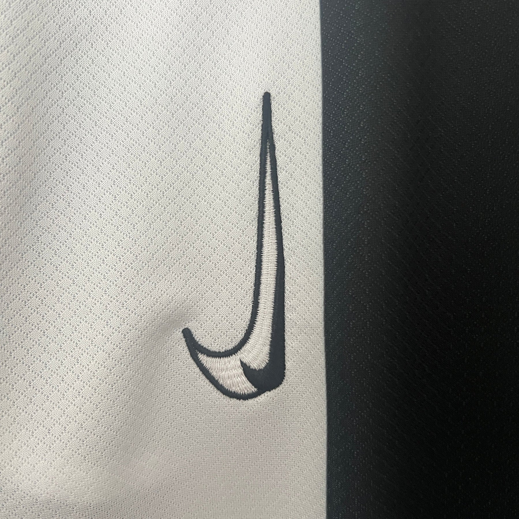 Camisa Corinthians III Away 24/25 - Nike Versão Torcedor Masculina