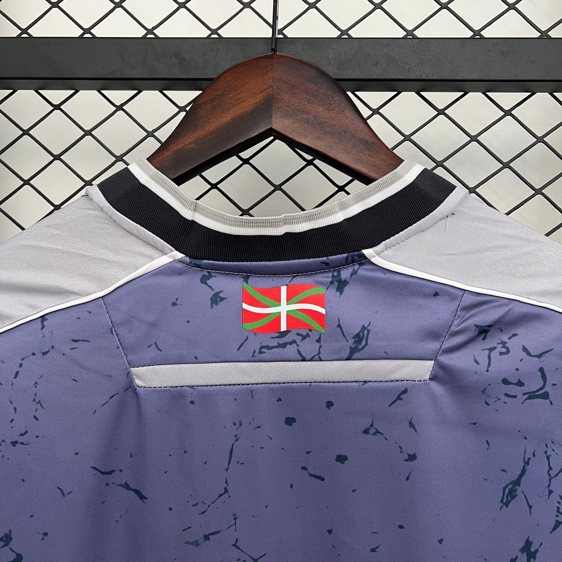 Camisa Real Sociedad Third 25/26 - Macron - Torcedor - Masculina