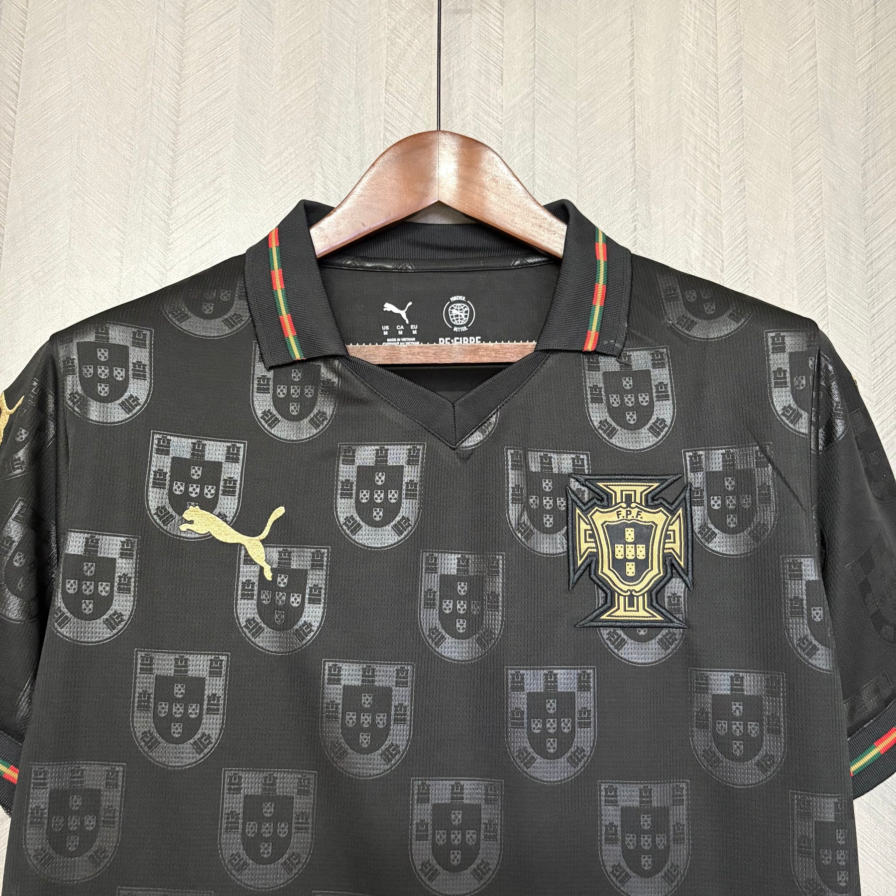 Camisa Portugal - Ediçao Especial Pantera Negra -  2026 - Puma - Torcedor Masculina
