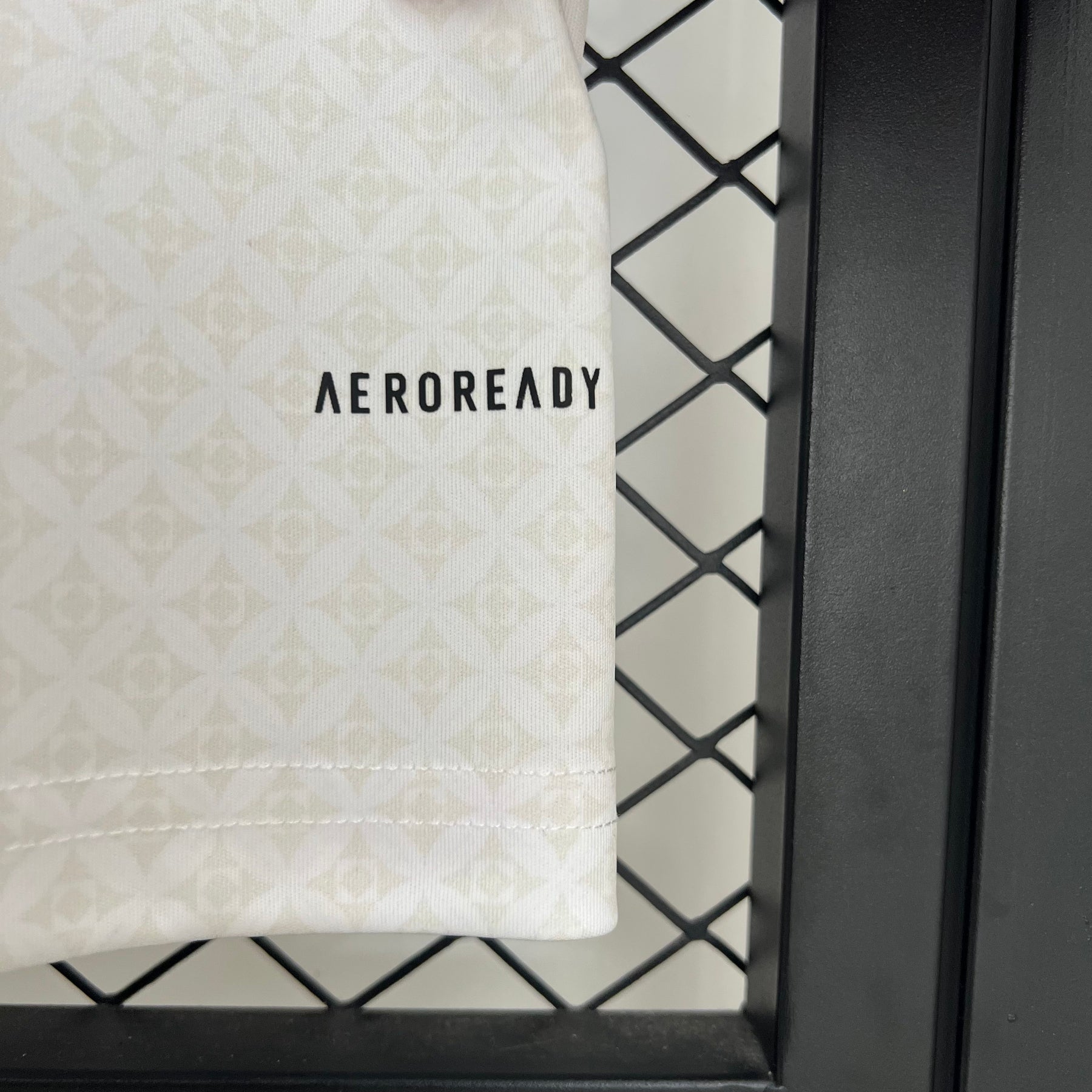 Camisa Lyon Home 25/26 - Adidas - Torcedor - Masculina