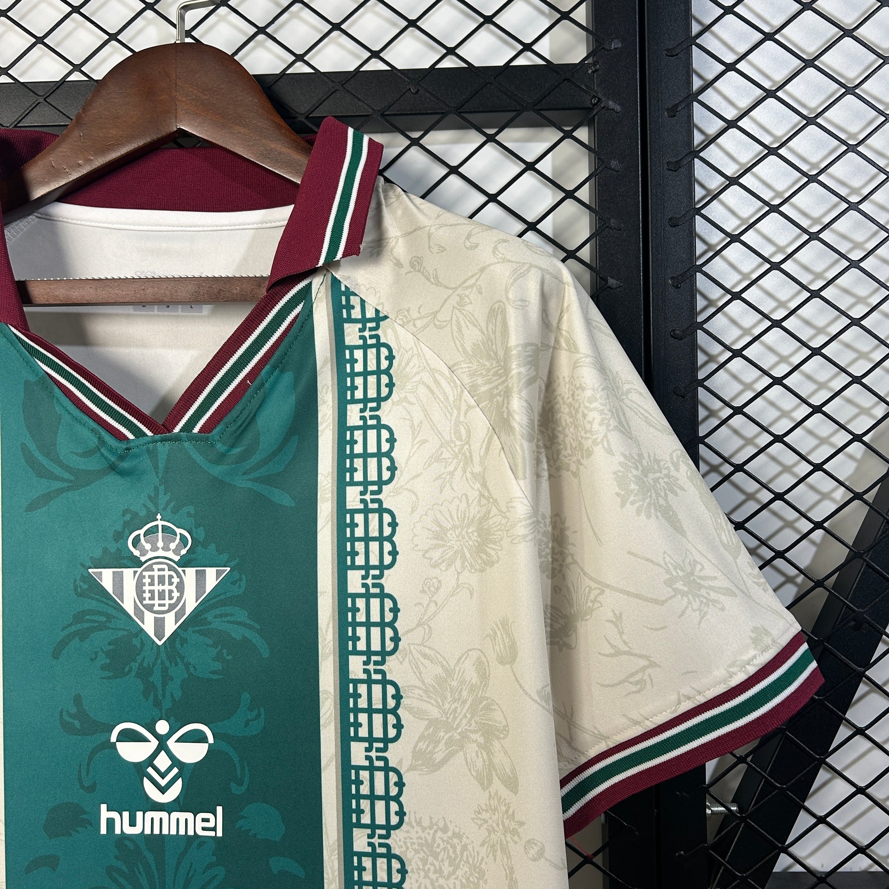 Camisa Real Betis Ediçao Especial 25/26 - Hummel - Torcedor - Masculina Lançamento